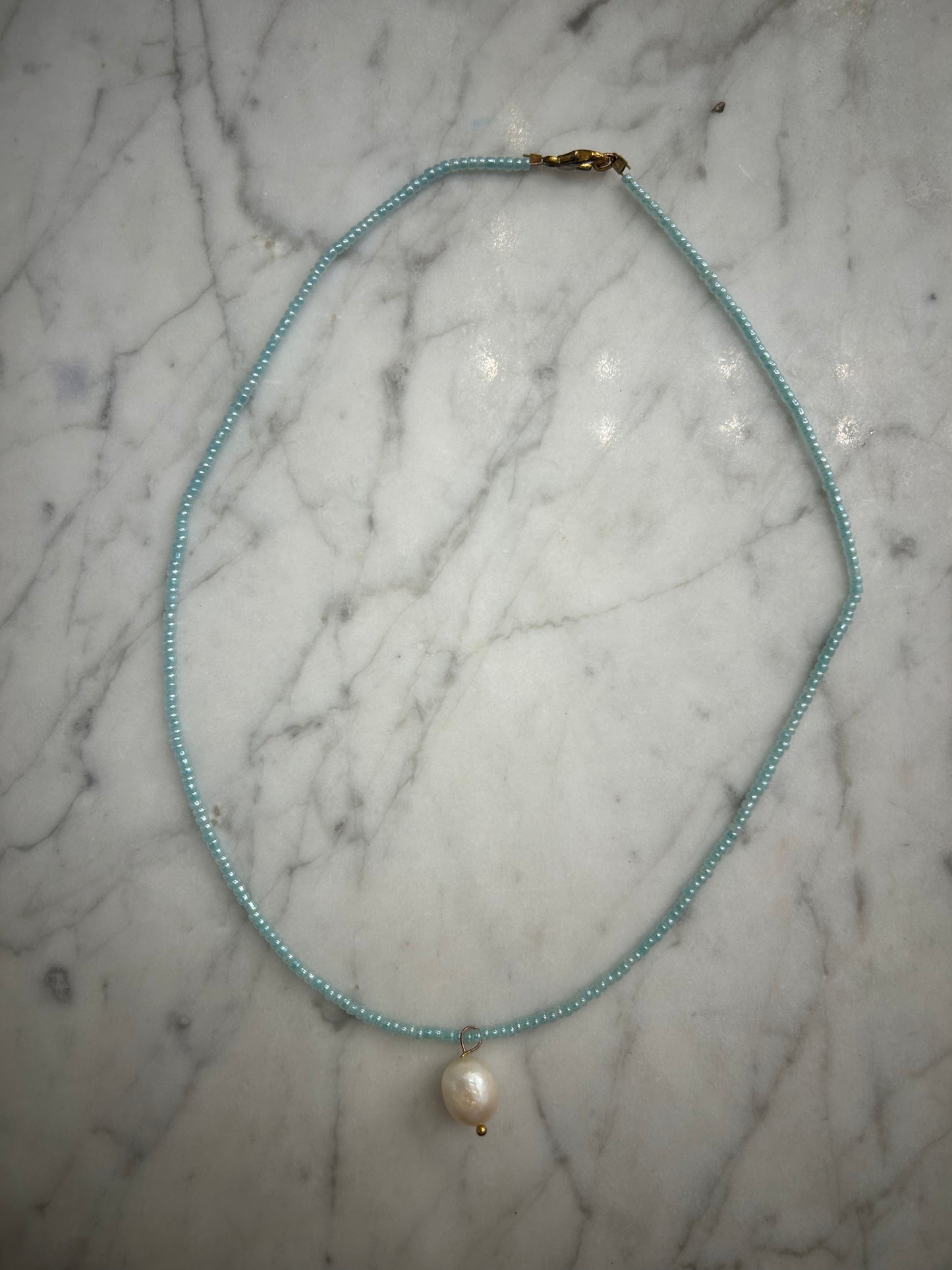 Blue & White Chocker with Pearl